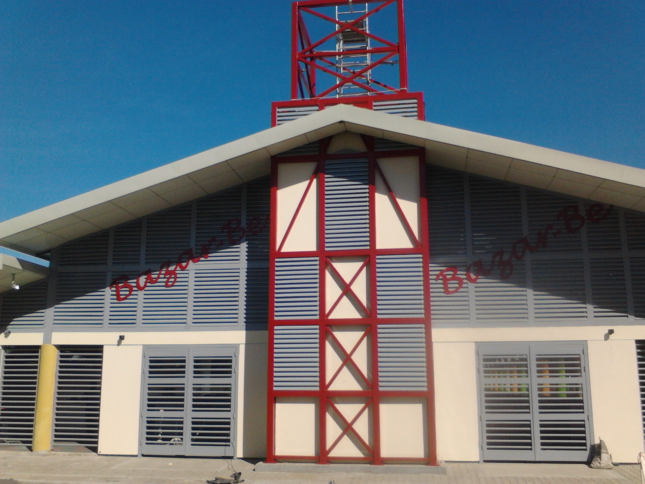 Photo d’illustration de la galerie Aurlac : façade du Bazar Be